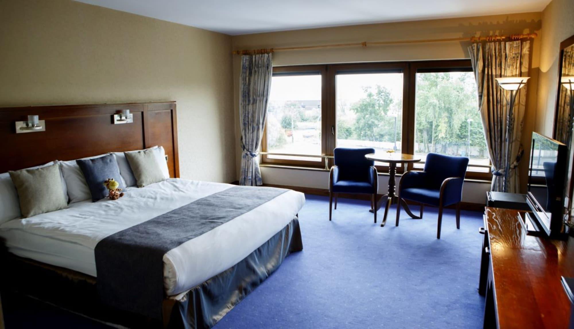 לטרקני Mount Errigal Hotel, Conference & Leisure Centre מראה חיצוני תמונה
