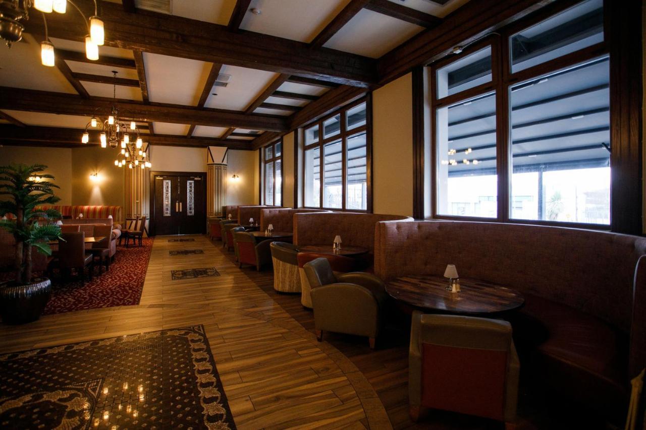 לטרקני Mount Errigal Hotel, Conference & Leisure Centre מראה חיצוני תמונה