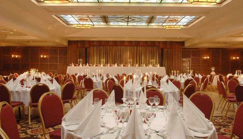 לטרקני Mount Errigal Hotel, Conference & Leisure Centre מראה חיצוני תמונה